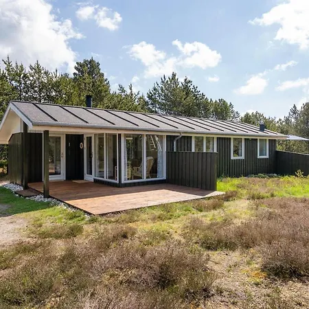 Kristiina - 300m From The Sea By Interhome Hébergement de vacances Laeso